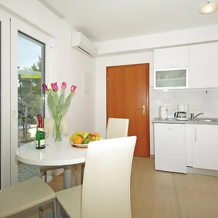 Apartment Mila *