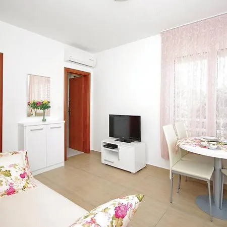 Mila Apartment Brela
